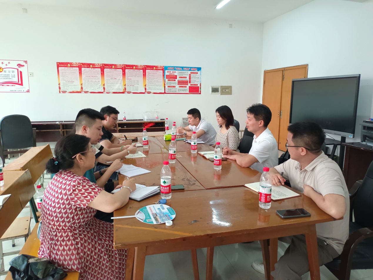 邵阳市纪委监委驻邵阳市教育局纪检监察组赴邵阳市十七中调研_邵阳头条网